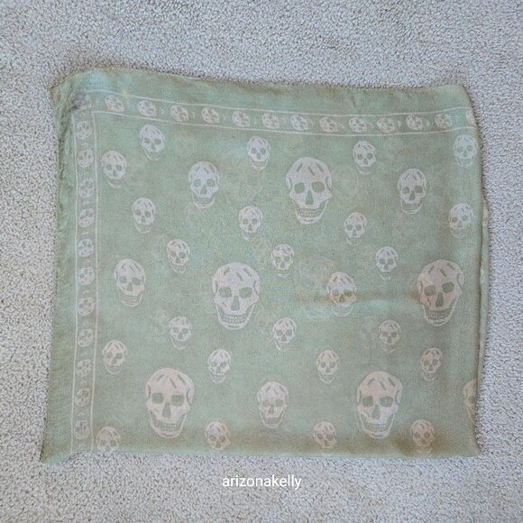 Alexander McQueen Silk Chiffon Classic Skull Scarf Sage Green - Picture 1 of 16